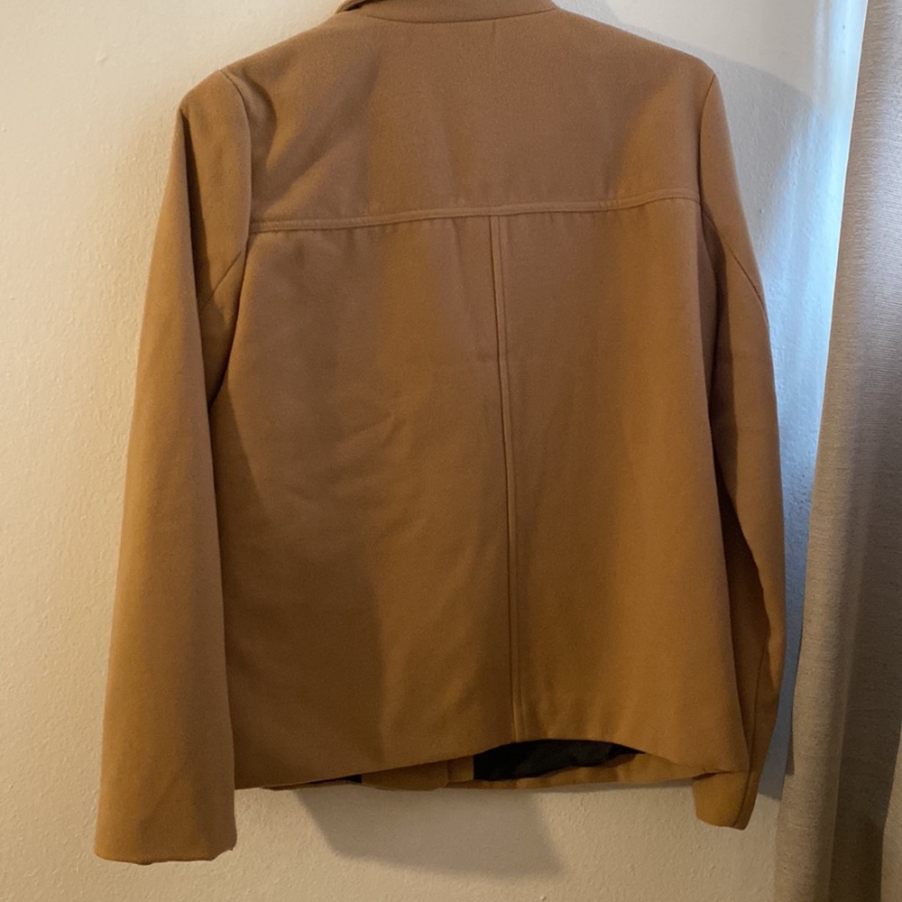 Tan jacket - Picture 4 of 4